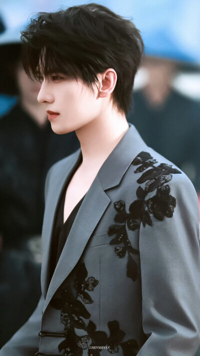 杨洋