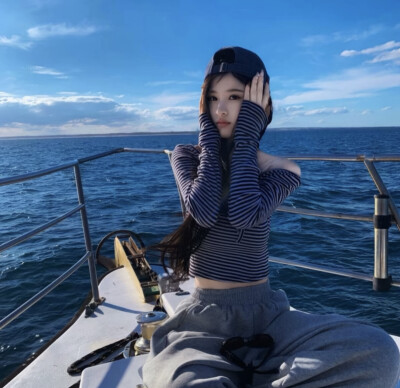 Instead 女头