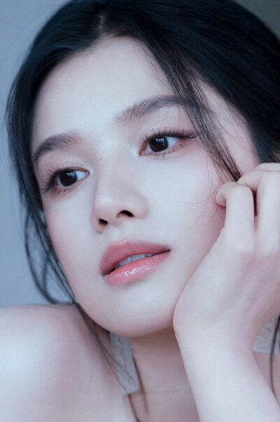 张婧仪