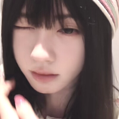 谢谢你像陨石一样出现在我的世界里，但我是恐龙，你毁了我的生活ㅠ⩊ㅠ