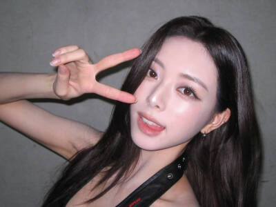 申有娜 yuna