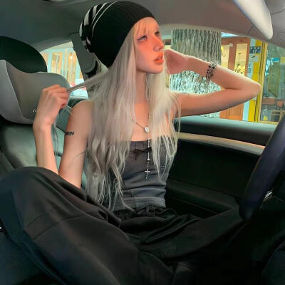 女头
