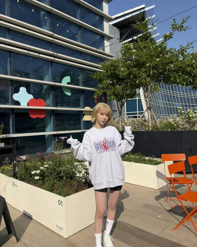 宮脇咲良