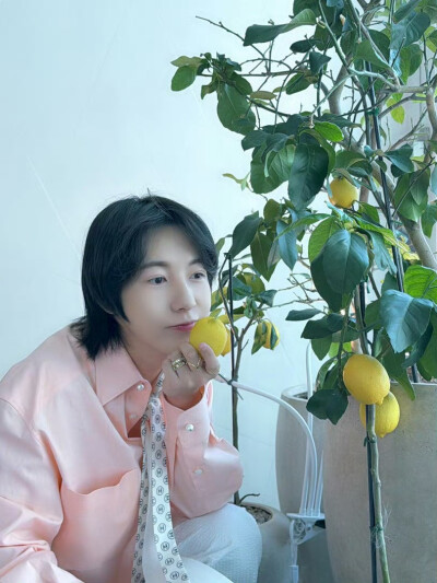 黄仁俊微博更新