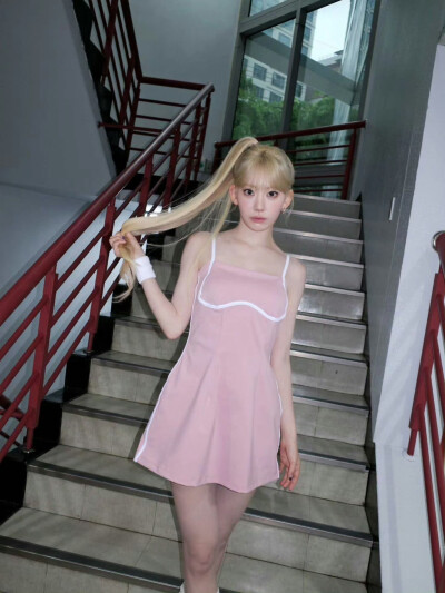 宮脇咲良INS更新
