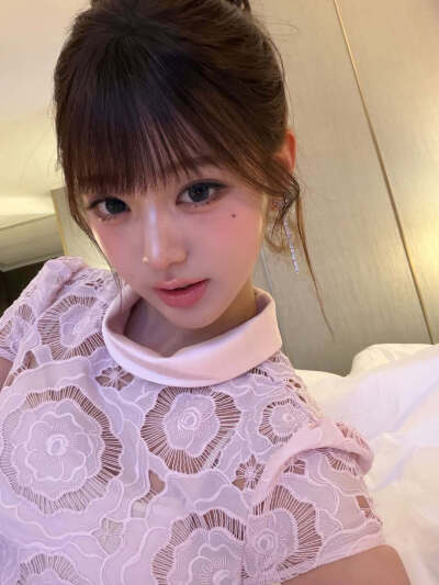 张元英 wonyoung