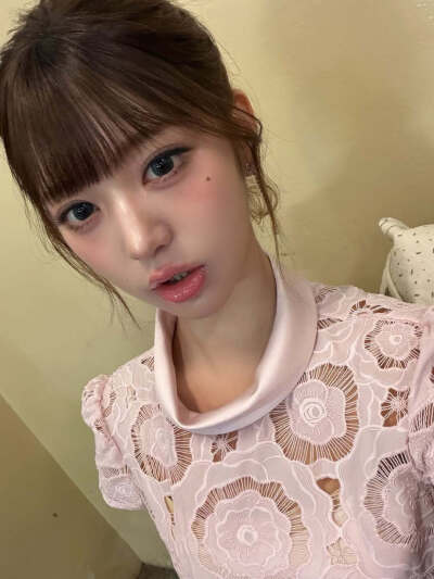 张元英 wonyoung