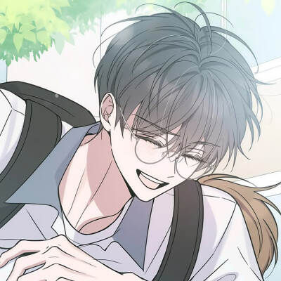 漫画：恩宠之夜
作者：미스피엠 강언니
动漫男头Δ