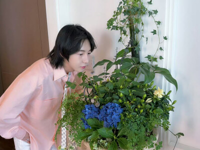 黄仁俊微博更新