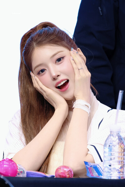 jiwoo