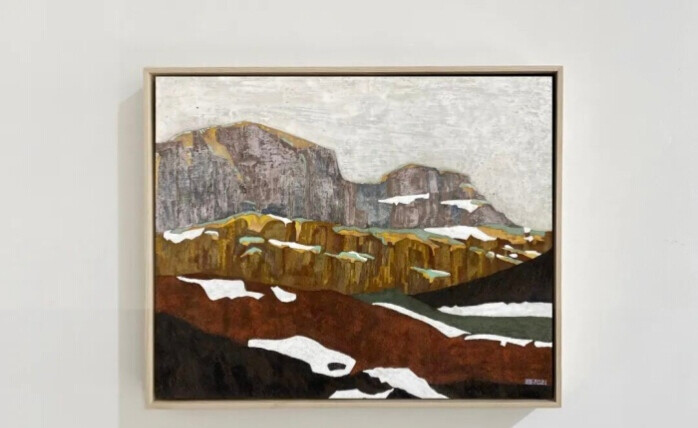 王佳珏《轿子雪山的层叠》 65cm X 80cm 布面岩彩·2021