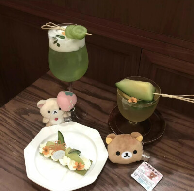 轻松熊背景图
