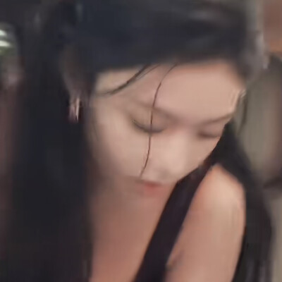 林允