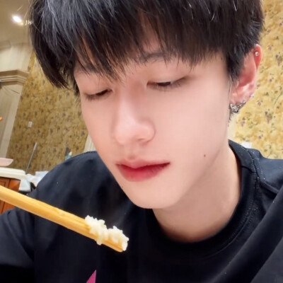 朱志鑫