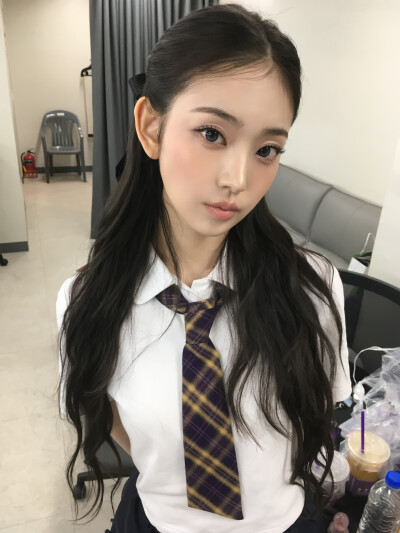 kiiikiii leesol李修旻