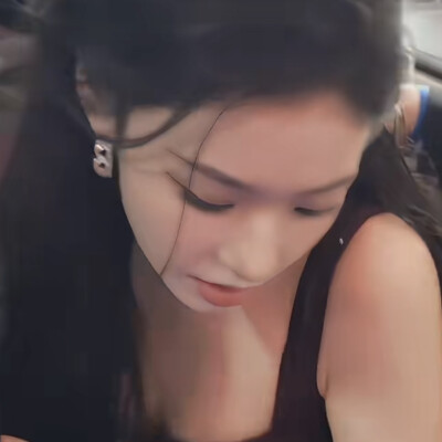 林允