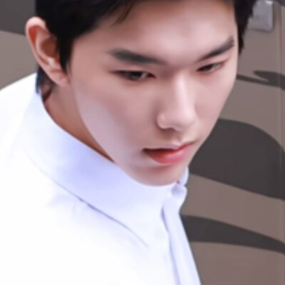 谁家寸头男