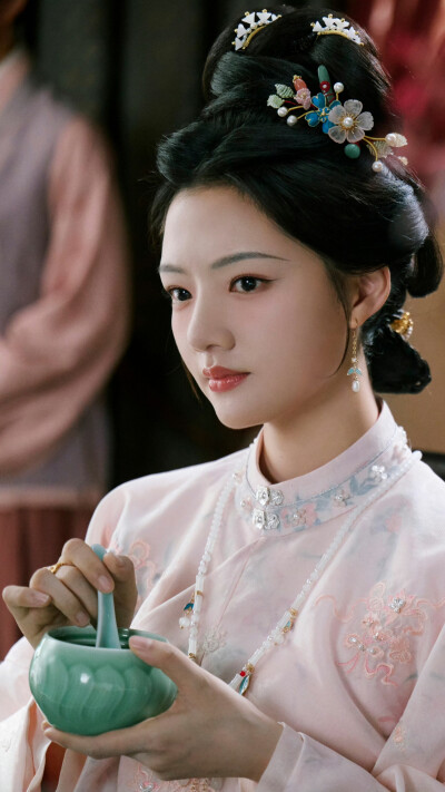 良陈美锦 顾锦朝 任敏