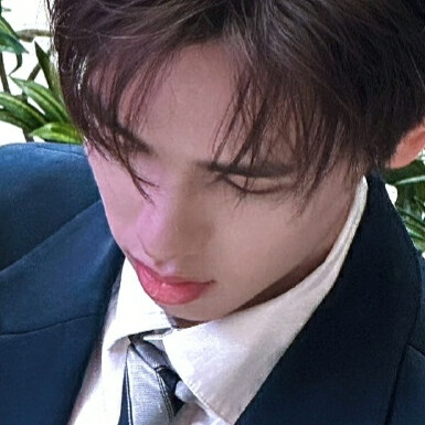 像我这样死板的山竟然也会为你哗然
