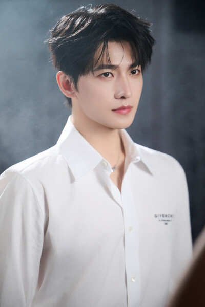 杨洋