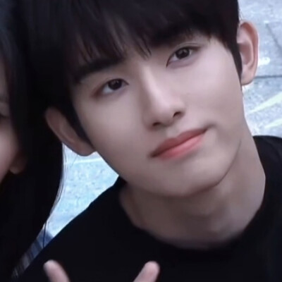 是否两个人足够捕捉爱的镜头