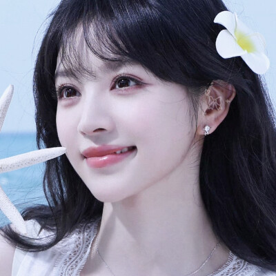 写信告诉我今天海是什么颜色