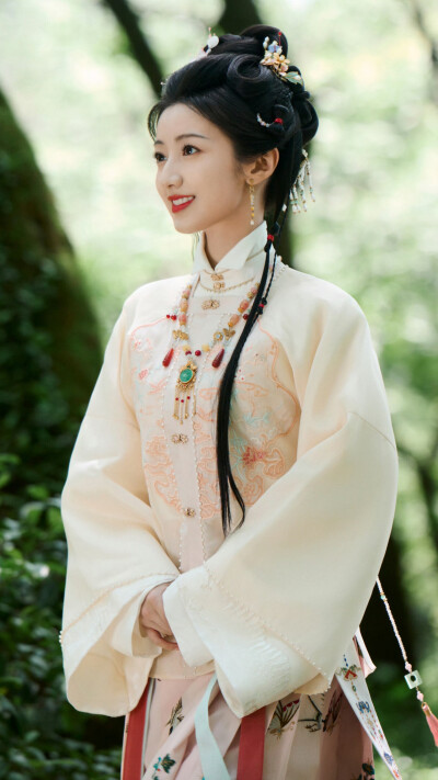 良陈美锦 顾澜 黄羿