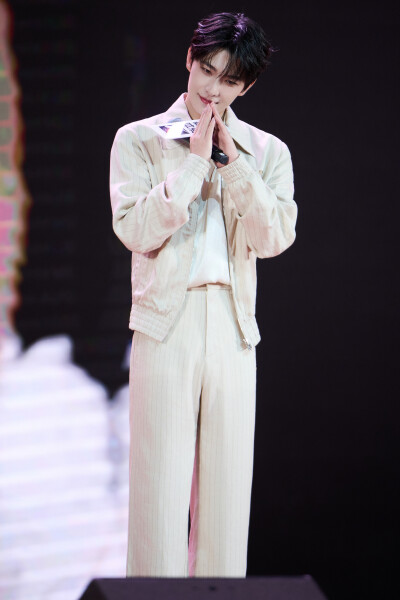 杨洋