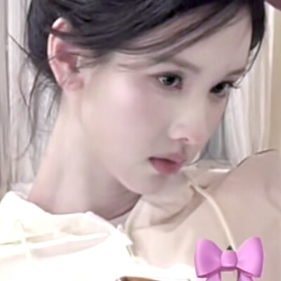 陈都灵