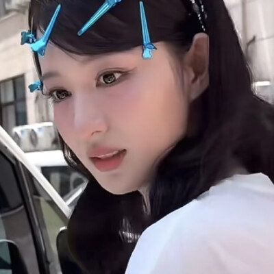 配兔耳感觉很可爱