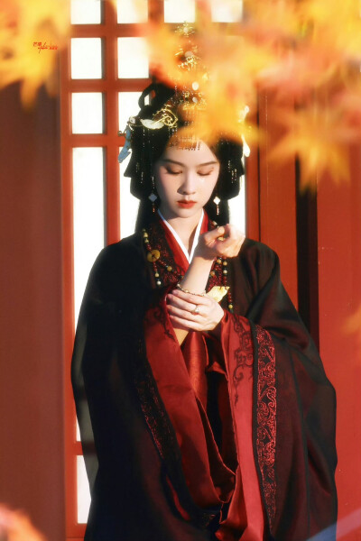 陈都灵