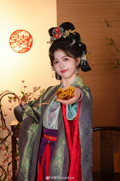 宥拉