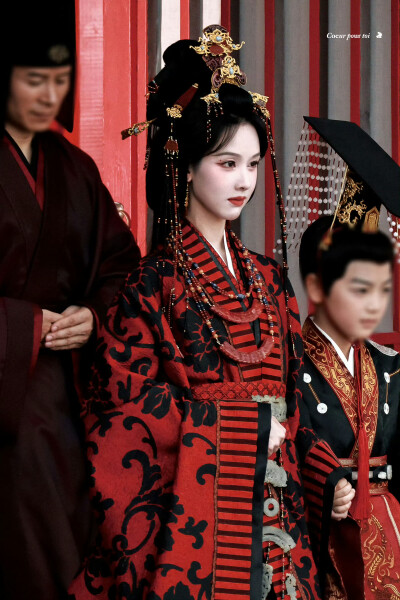 陈都灵