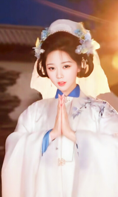 岳雨婷
