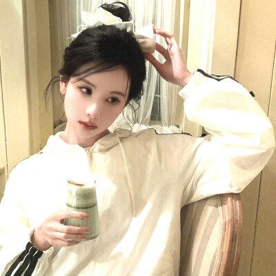 陈都灵