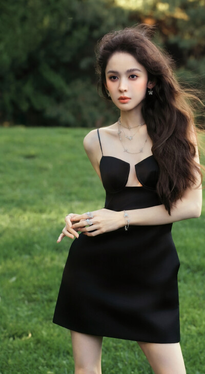 娜扎