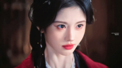 鞠婧祎