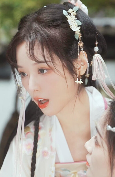 徐轸轸