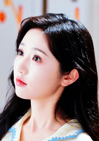 岳雨婷