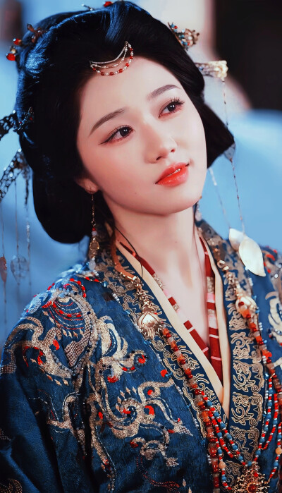 岳雨婷