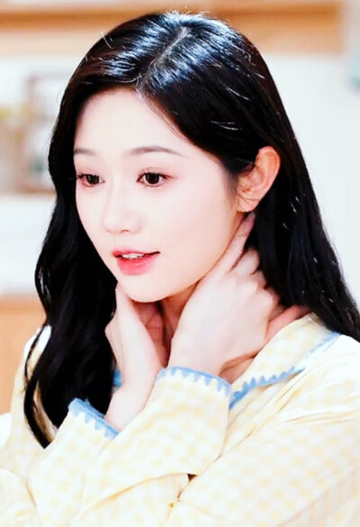 岳雨婷
