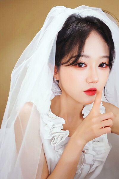岳雨婷