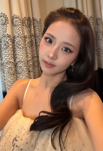 金智秀