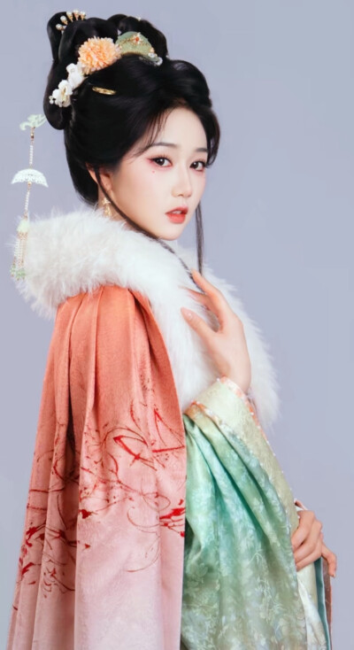 岳雨婷