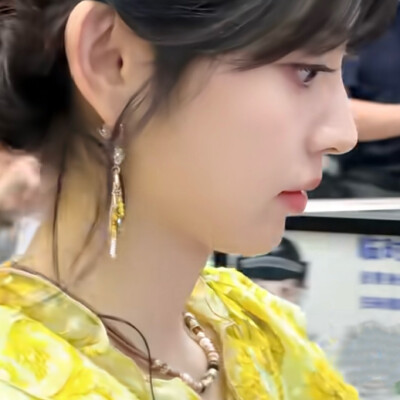 田曦薇