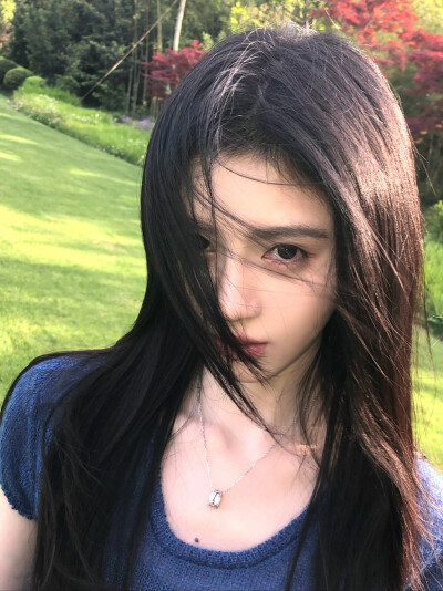 鞠婧祎