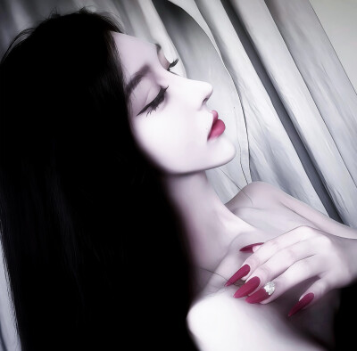 女头
