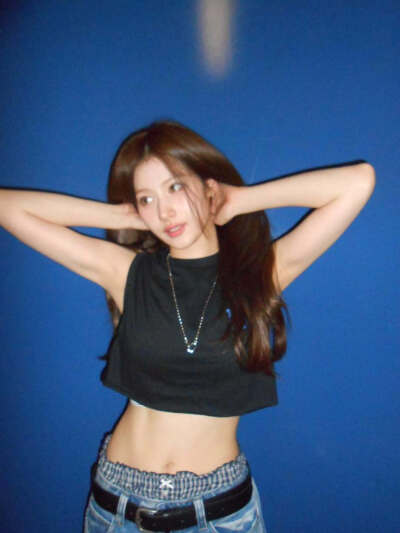凑崎纱夏 sana