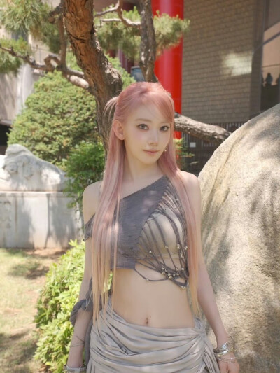 宫胁咲良