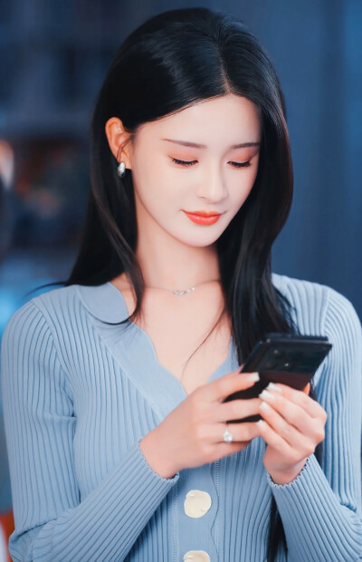 孟娜